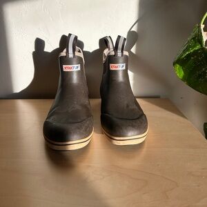 Xtratuf 6 in Ankle Deck Boot